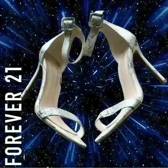 Forever 21 Marble design  heels - Picture 4 of 13